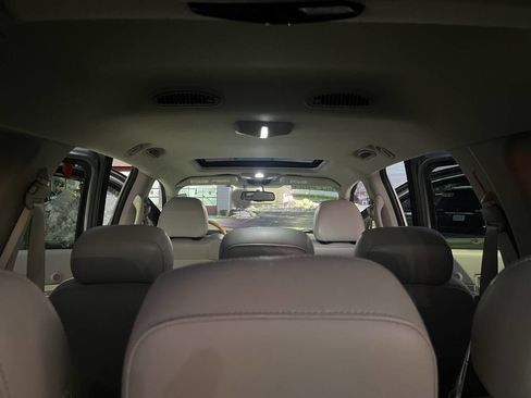 Used 2009 Chrysler Aspen Limited w/ Trailer Tow Group image 20