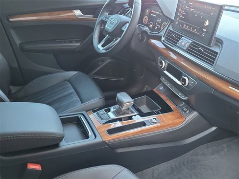 Used 2022 Audi Q5 2.0T Premium Plus image 19