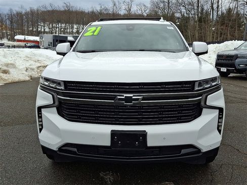 Used 2021 Chevrolet Tahoe RST w/ Luxury Package image 2