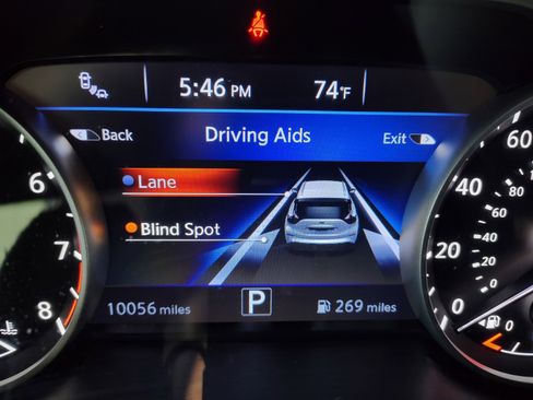 Certified 2024 Nissan Murano SV w/ SV Midnight Edition Package FWD image 4