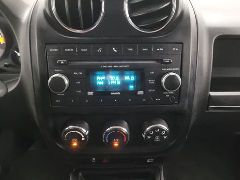 Used 2016 Jeep Patriot Sport w/ Power Value Group AWD/4WD image 25