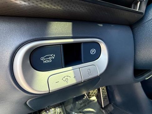 Used 2023 Genesis GV60 Performance image 11