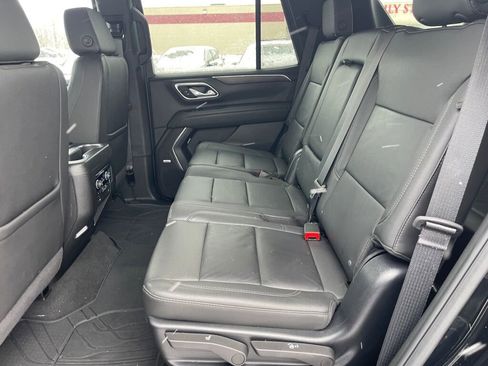 Used 2024 Chevrolet Tahoe Z71 w/ Luxury Package image 15