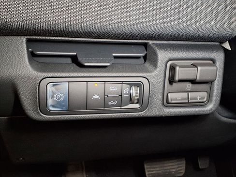 New 2026 GMC Sierra EV Elevation w/ Premium Package image 19