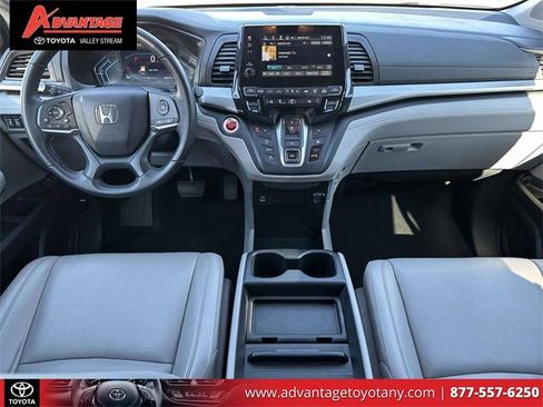 Used 2023 Honda Odyssey EX-L image 16