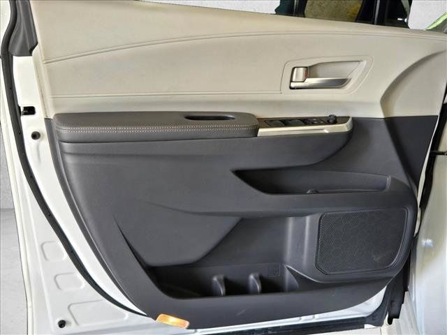 Used 2021 Toyota Sienna XLE FWD image 10