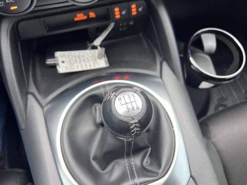 Used 2020 MAZDA MX-5 Miata Club image 21