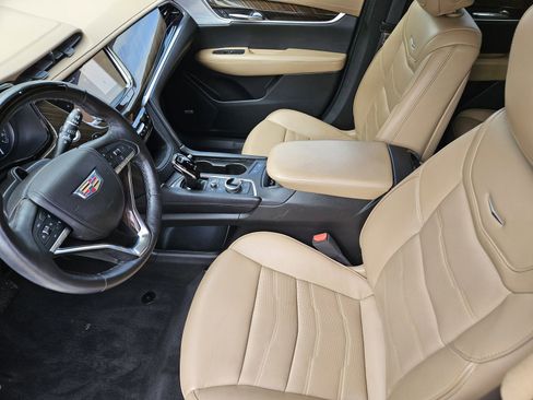 Certified 2023 Cadillac XT6 Premium Luxury w/ Platinum Package image 16