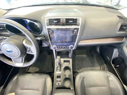 Used 2019 Subaru Outback 2.5i Limited AWD/4WD image 24