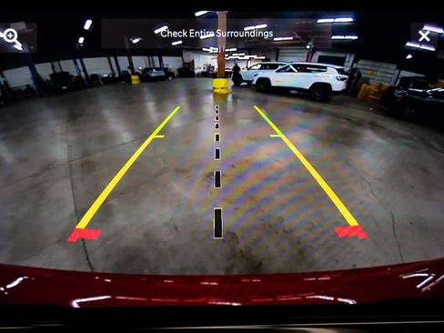 Used 2023 Jeep Compass Latitude AWD/4WD image 18