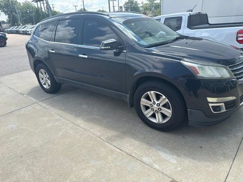 Used 2014 Chevrolet Traverse LT AWD/4WD image 4