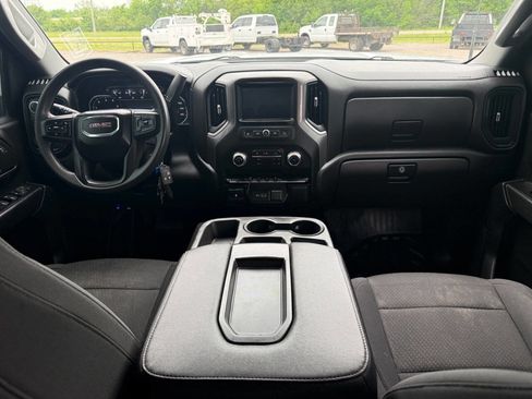 Used 2022 GMC Sierra 2500 Pro w/ Convenience Package image 30
