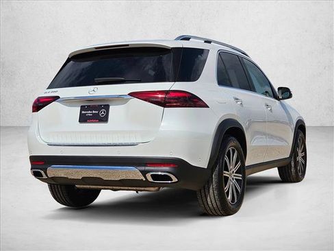Used 2025 Mercedes-Benz GLE 350 4MATIC image 2
