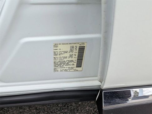 Used 2017 Nissan Murano SV w/ Premium Plus Package image 26