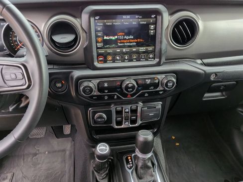 Used 2023 Jeep Gladiator Sport AWD/4WD image 23