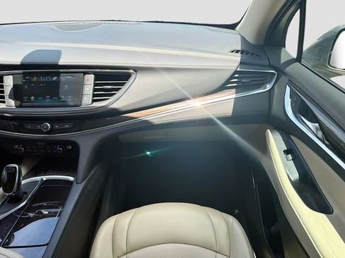 Used 2018 Buick Enclave Premium w/ Trailering Package FWD image 19