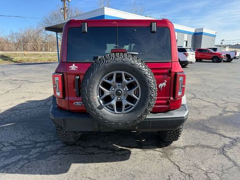 New 2025 Ford Bronco Badlands image 6