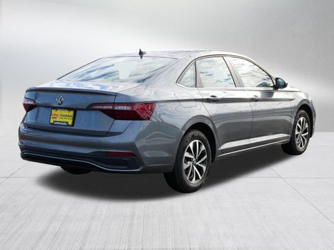 Used 2024 Volkswagen Jetta S image 7