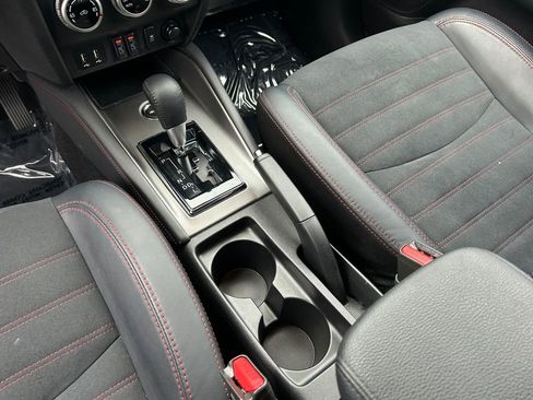 Used 2025 Mitsubishi Outlander Sport SE AWD/4WD image 19