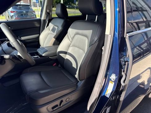 Used 2026 Nissan Pathfinder SL AWD/4WD image 15