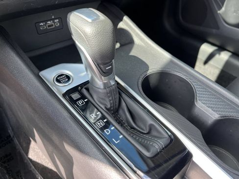 Used 2025 Nissan Altima 2.5 SV FWD image 42