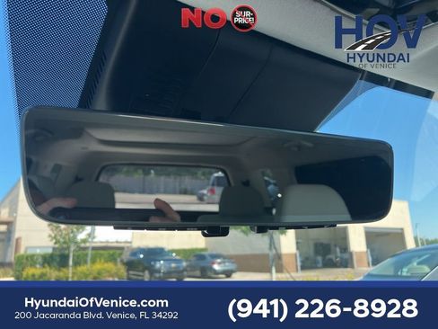 Used 2025 Hyundai Santa Fe Calligraphy FWD image 21