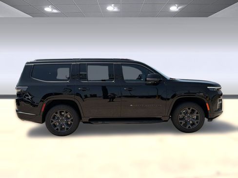 New 2026 Jeep Grand Wagoneer Limited AWD/4WD image 8