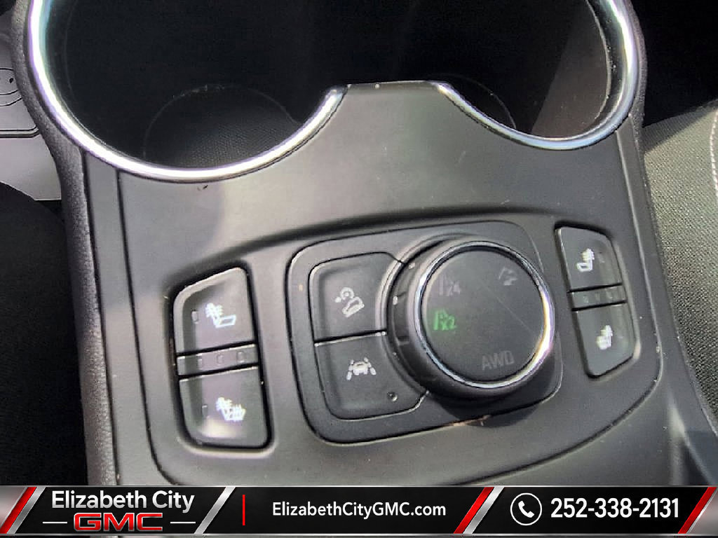 Used 2024 GMC Terrain SLT w/ Elevation Edition AWD/4WD image 14