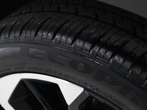 Used 2023 Mitsubishi Outlander SE image 20