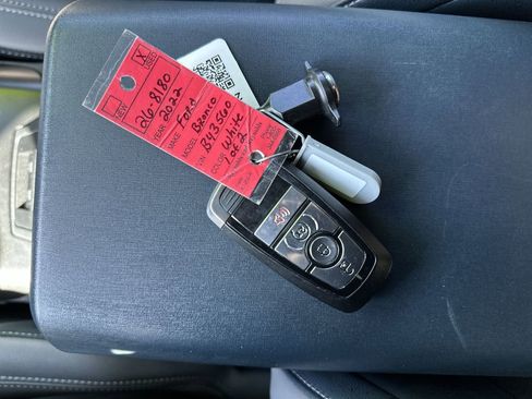 Used 2022 Ford Bronco Outer Banks image 22