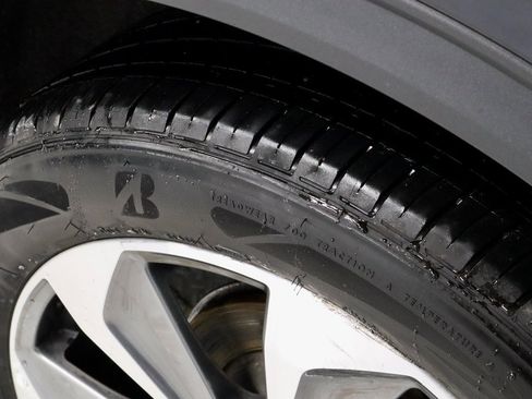 Certified 2024 Ford Escape Platinum image 21