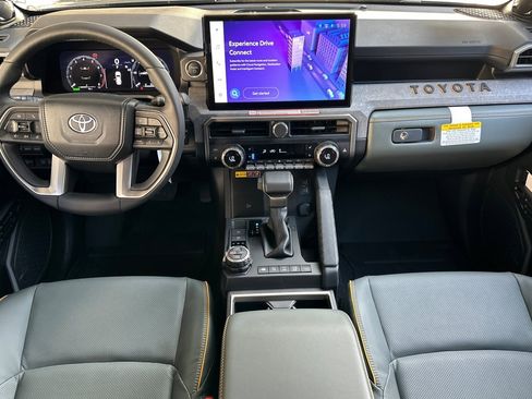 Certified 2025 Toyota 4Runner Trailhunter image 18