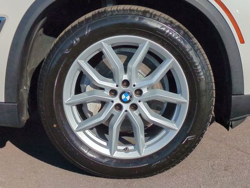 Used 2021 BMW X5 xDrive40i w/ Convenience Package image 10