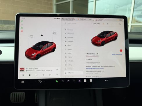 Used 2022 Tesla Model 3 Performance image 22