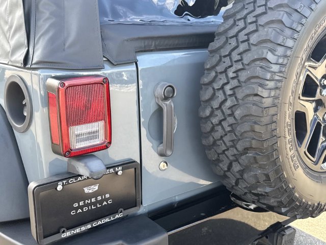 Used 2015 Jeep Wrangler Sport AWD/4WD image 34