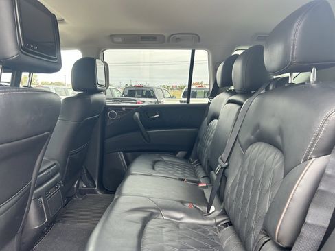 Certified 2022 Nissan Armada Platinum image 17