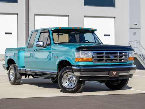 Used 1995 Ford F150 XL image 1