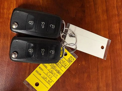 Used 2016 Volkswagen Passat 1.8T SE image 37