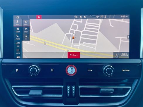 Used 2023 Porsche Macan GTS image 27