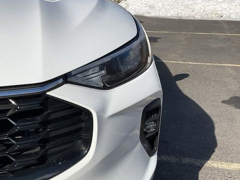 Used 2023 Ford Escape ST-Line Select image 2