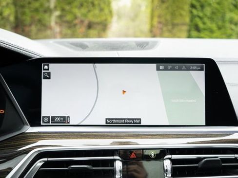 Used 2019 BMW X5 xDrive40i w/ Parking Assistance Package image 32