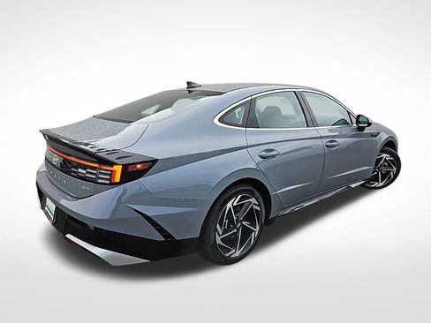 New 2026 Hyundai Sonata SEL image 3