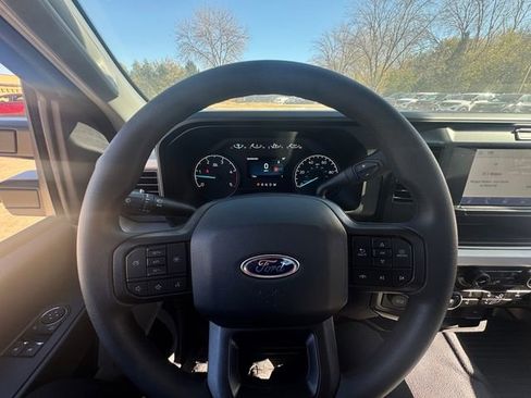 New 2025 Ford F550 4x4 Regular Cab Super Duty image 22