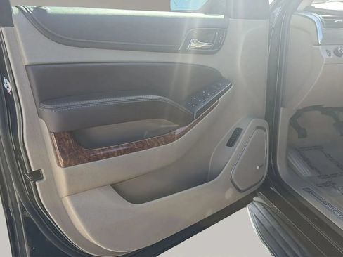 Used 2016 Chevrolet Suburban LTZ AWD/4WD image 26