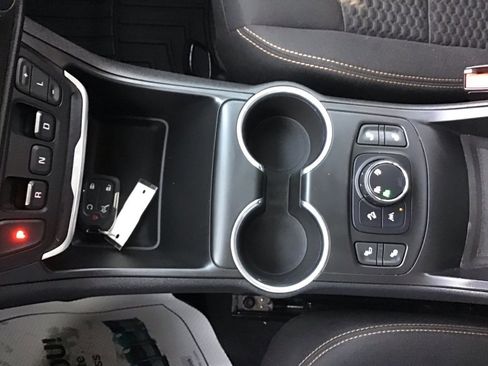 Used 2020 GMC Terrain SLE w/ Driver Convenience Package image 38