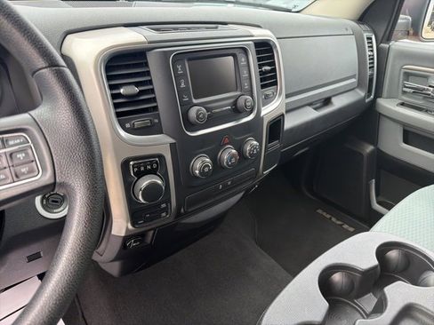 Used 2017 RAM 1500 Classic SLT image 14