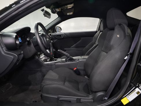 Used 2026 Toyota GR86 RWD image 25