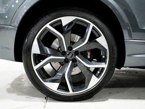 Used 2022 Audi RS Q8 image 40