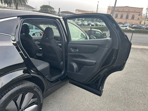Used 2024 Nissan Ariya FWD image 38