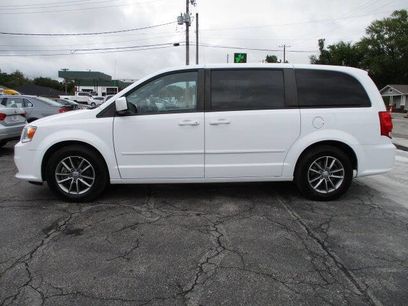 Used 2016 Dodge Grand Caravan SE